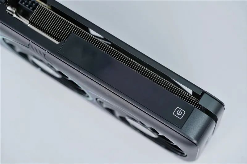 铭瑄RTX 5060 Ti iCraft OC 8GB显卡评测：主流玩家的电竞之心 8GB显存性价比高 2K游戏轻松流畅