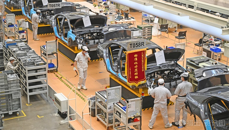 工信部部长李乐成：十四五我国工业机器人新增装机量占全球超5成【附工业机器人行业发展趋势】