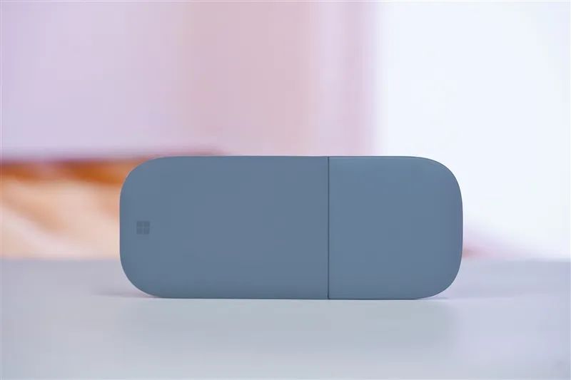 微软Surface Laptop，13英寸笔记本评测：骁龙X Plus性能可用 续航静音极为优秀