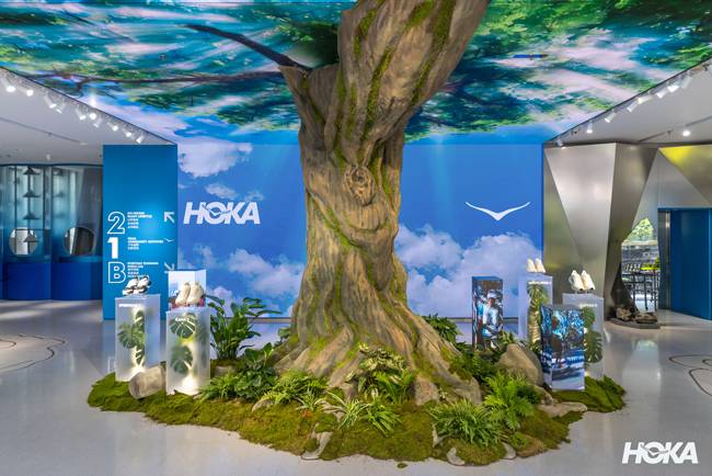 上海新天地HOKA全球品牌体验中心焕新升级，新晋代言人侯明昊亮相 