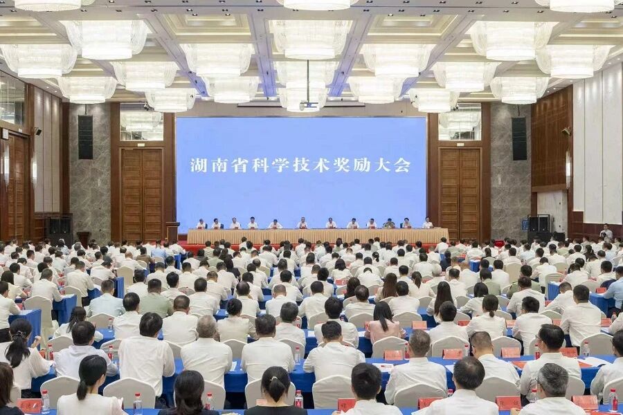 突破精密加工“卡脖子”难题！宇环数控斩获湖南省科学技术进步奖二等奖