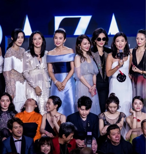 深度 | 时尚杂志的新竞技场