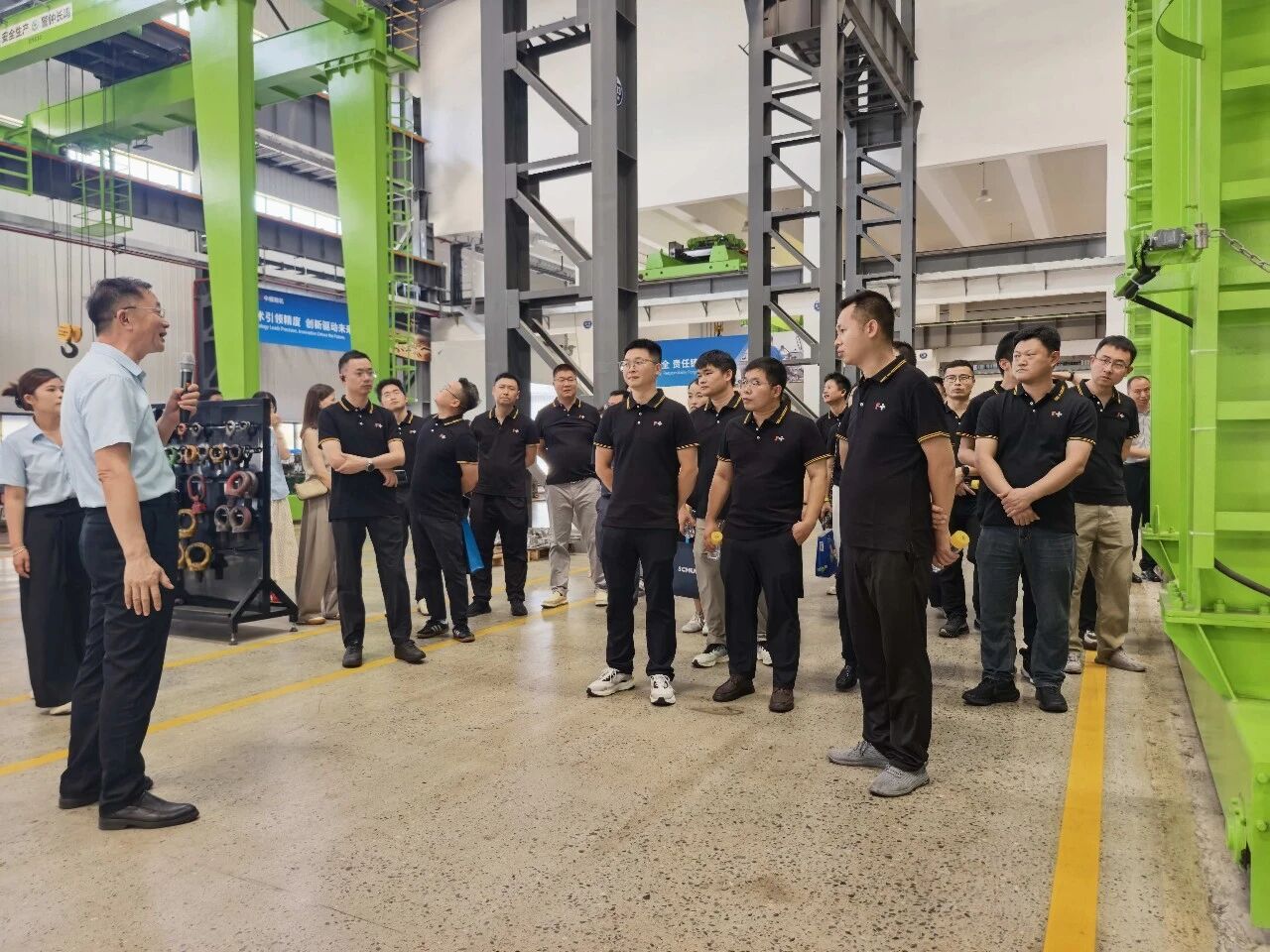 FANUC 高级技术研修班莅临天正模具公司参访交流