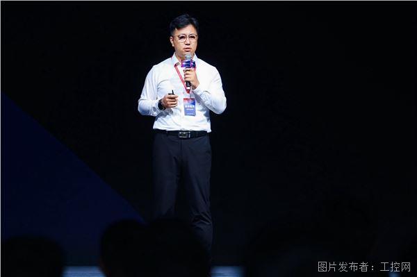 演讲人——李玮.jpg