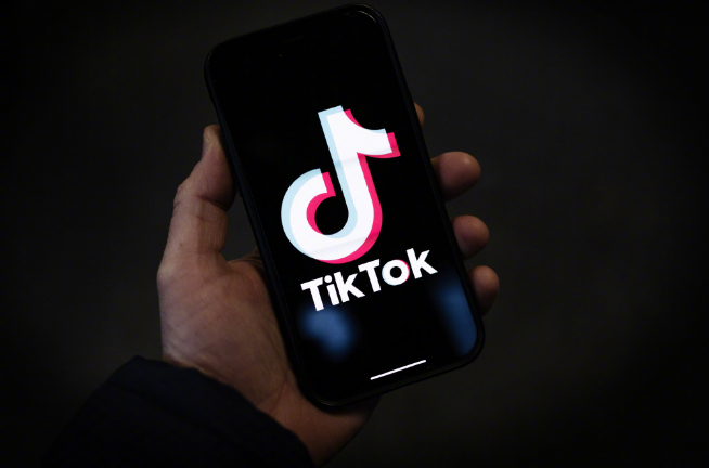 闹剧这就结束了？关停仅仅14个小时！TikTok光速复活