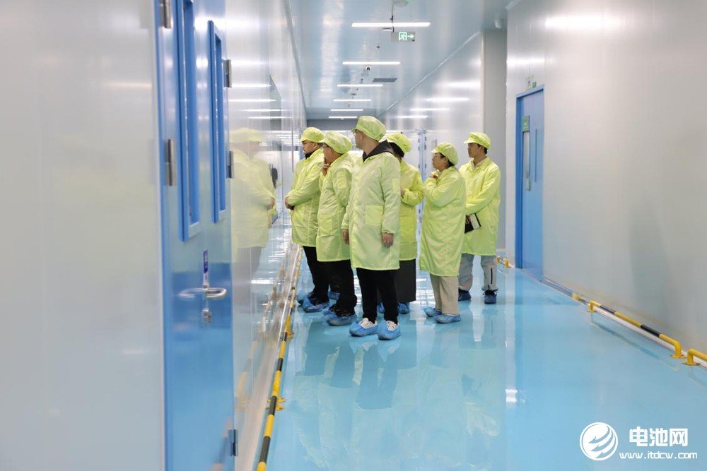 中国电池新能源产业链调研团一行到访金羽新能
