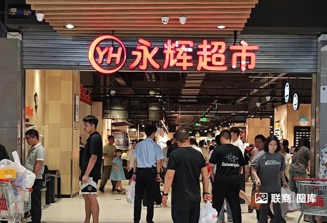 梁莹