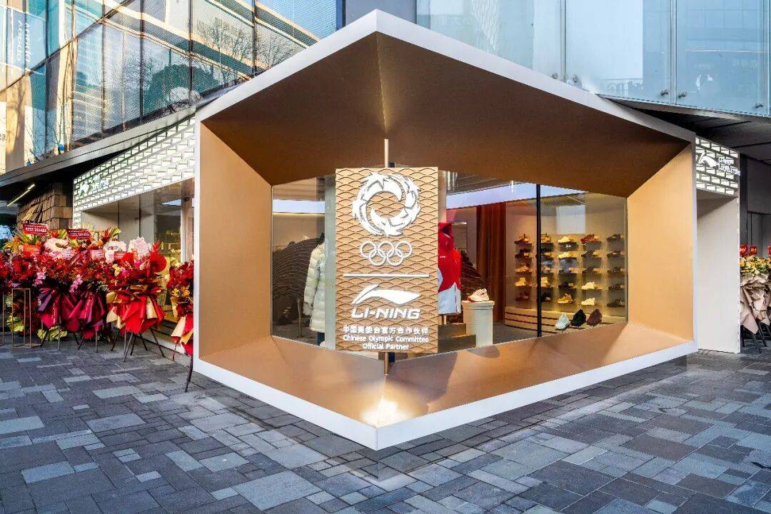 新周期奥运首秀，李宁的新连接 