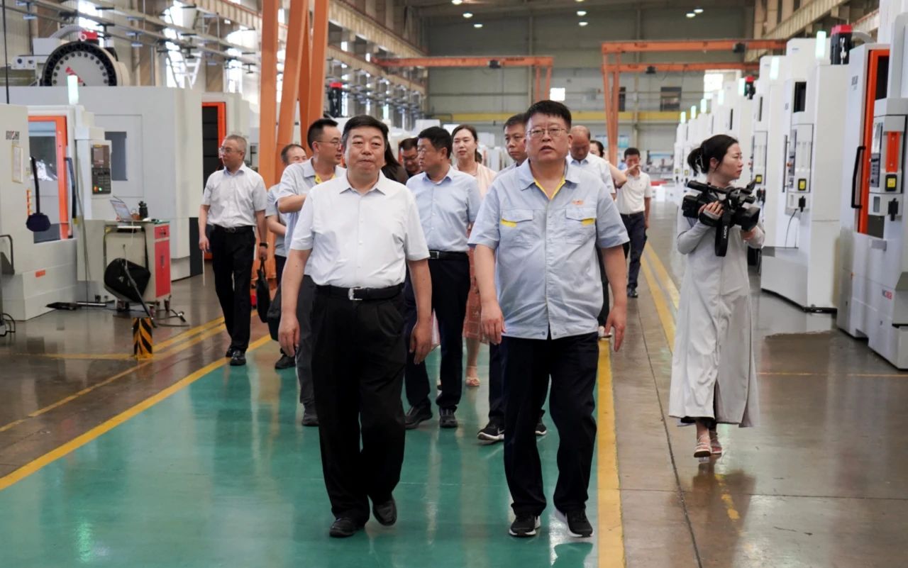宝鸡市政协重点提案办理协商座谈会在宝鸡机床集团举行
