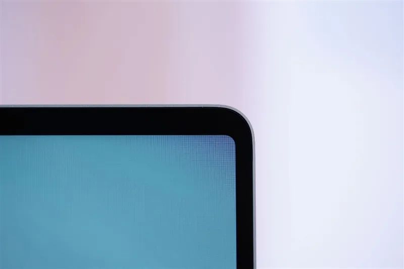 微软Surface Laptop，13英寸笔记本评测：骁龙X Plus性能可用 续航静音极为优秀