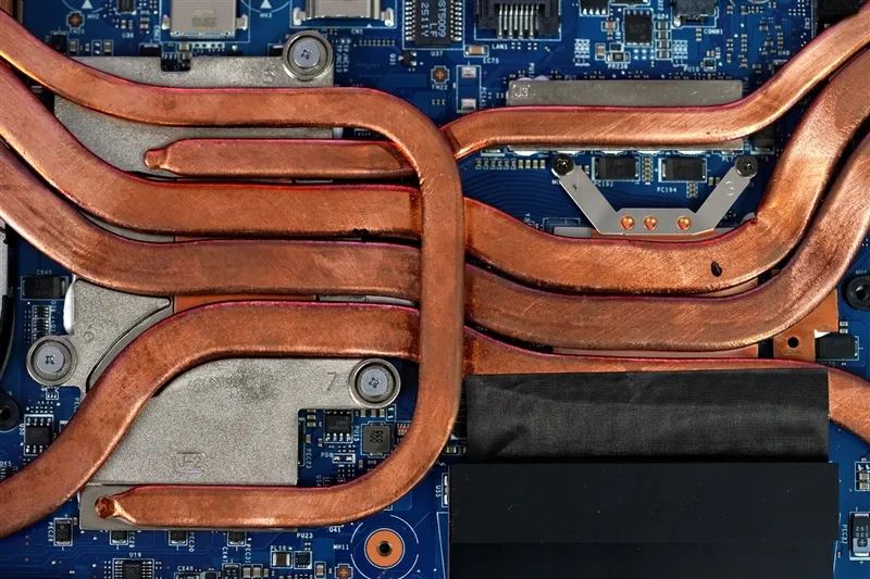 微星神影16锐龙版评测：锐龙7945 HX配合RTX 5070游戏生产力兼顾 体验同价无敌
