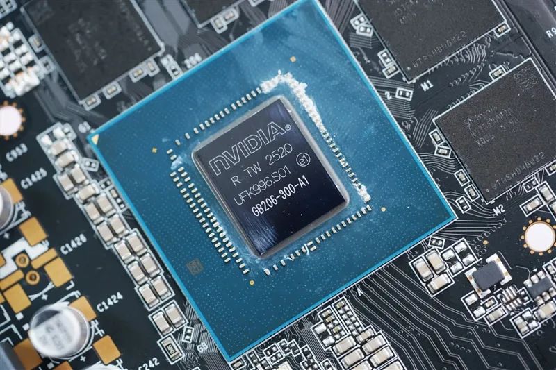 铭瑄RTX 5060 Ti iCraft OC 8GB显卡评测：主流玩家的电竞之心 8GB显存性价比高 2K游戏轻松流畅