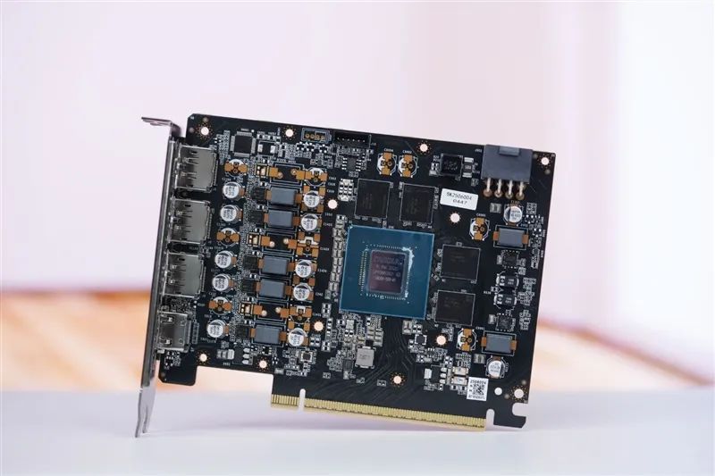 铭瑄RTX 5060 Ti iCraft OC 8GB显卡评测：主流玩家的电竞之心 8GB显存性价比高 2K游戏轻松流畅
