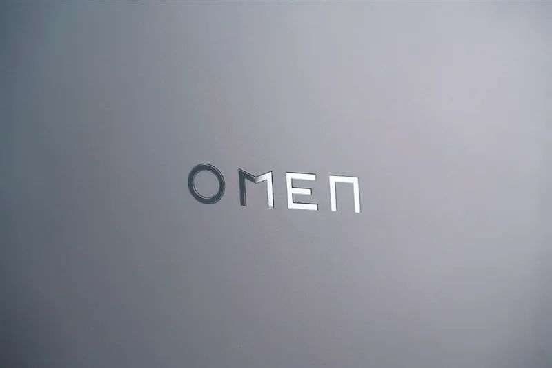 OMEN暗影精灵11游戏本评测：14代酷睿宝刀不老 配合RTX 50系显卡性价比凸显