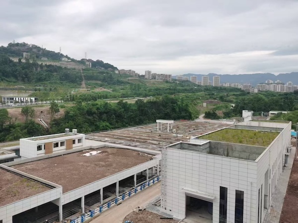 万州何家岩污水处理厂。万州区住房城乡建委供图