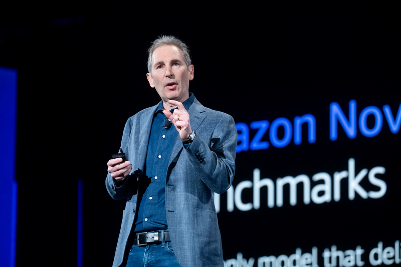 2024 re:Invent 首日：除了有Andy Jassy，还有Amazon Nova和苹果Apple