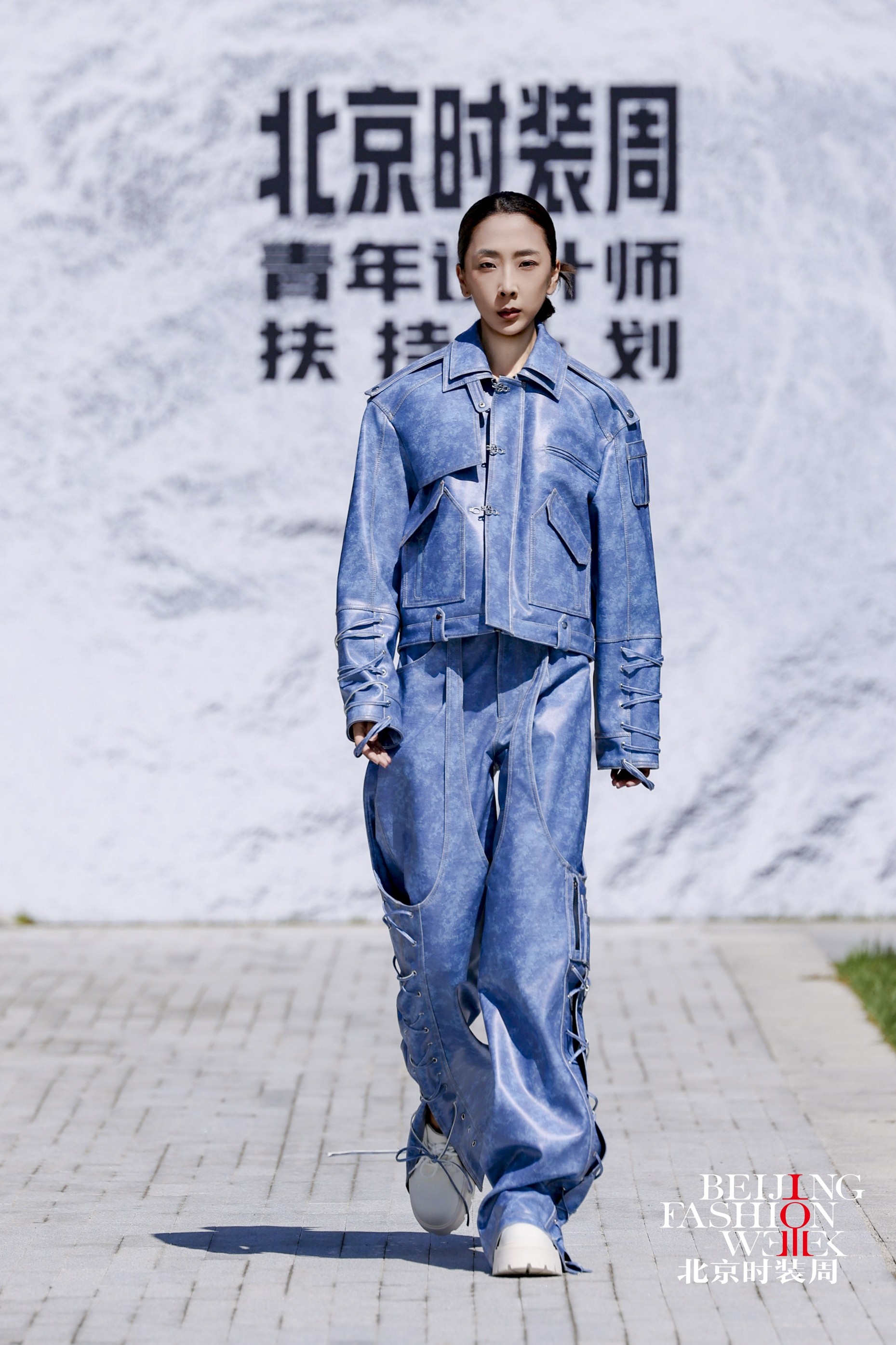 ZHOU7722.JPG