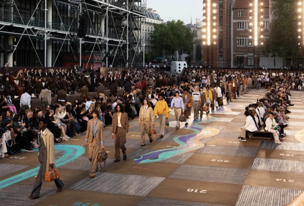 深度 | 传LV将换CEO，全球最大奢侈品牌的变数