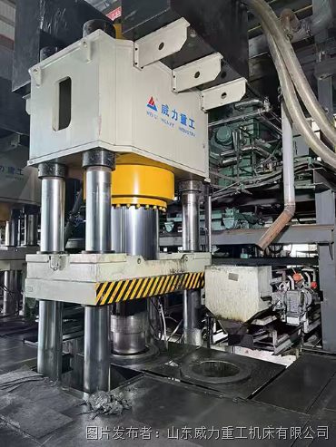 负极材料石墨坩埚成型液压机