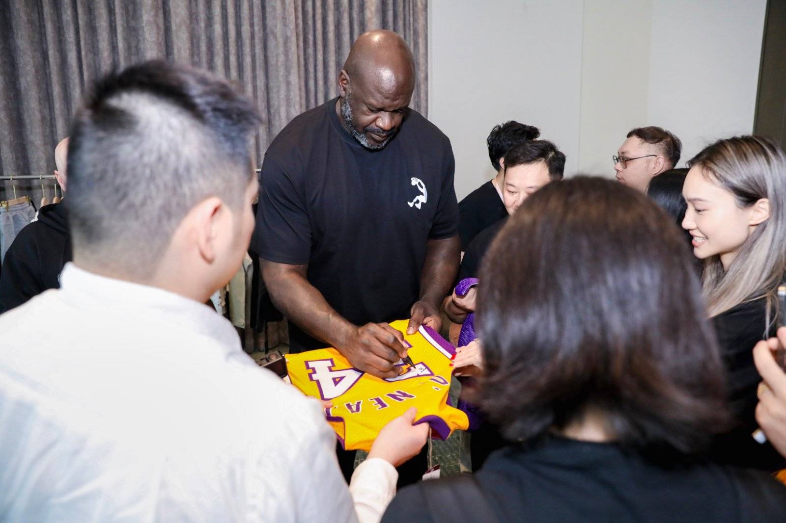 沙奎尔·奥尼尔开启中国行，SHAQ品牌加速布局中国市场 