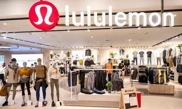从神话到内斗，Lululemon 正在被谁毁掉？