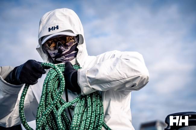 HELLY HANSEN携手香港游艇会扬帆启航，共启新年航海新章 
