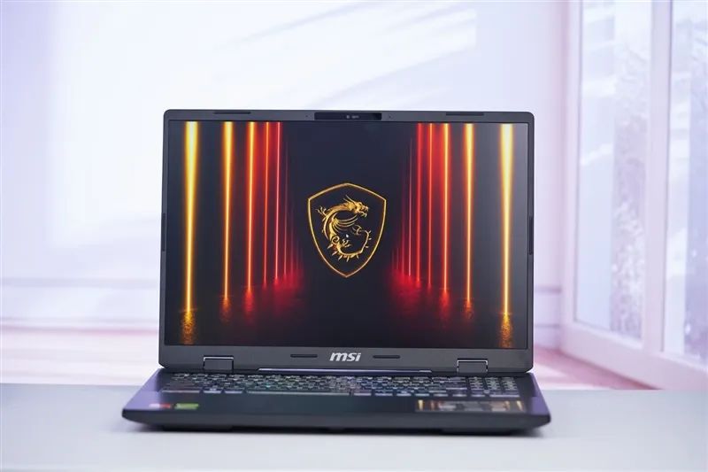 微星神影16锐龙版评测：锐龙7945 HX配合RTX 5070游戏生产力兼顾 体验同价无敌