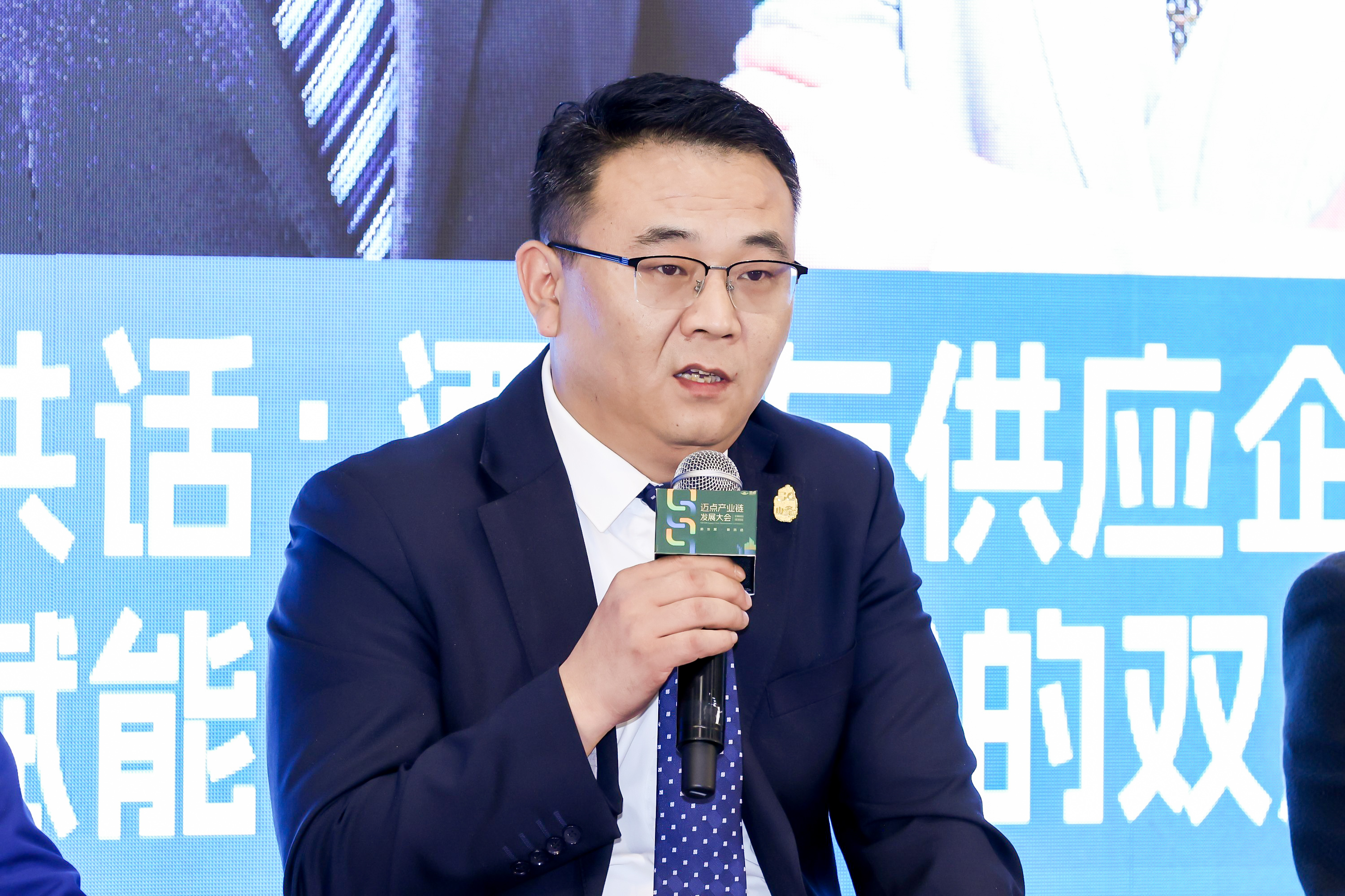 李凤晓.jpg