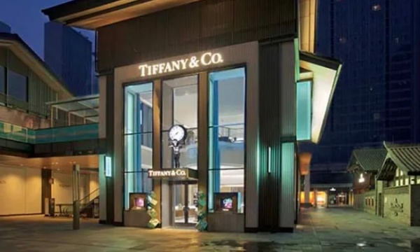 午报 | Tiffany成都太古里店铺被砸；Gucci新CEO推动高层洗牌