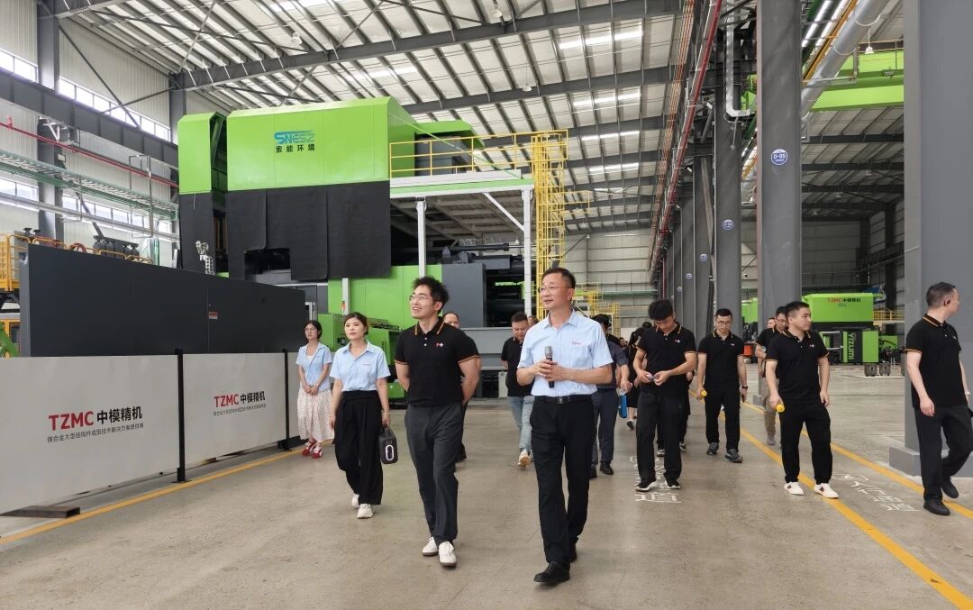FANUC 高级技术研修班莅临天正模具公司参访交流