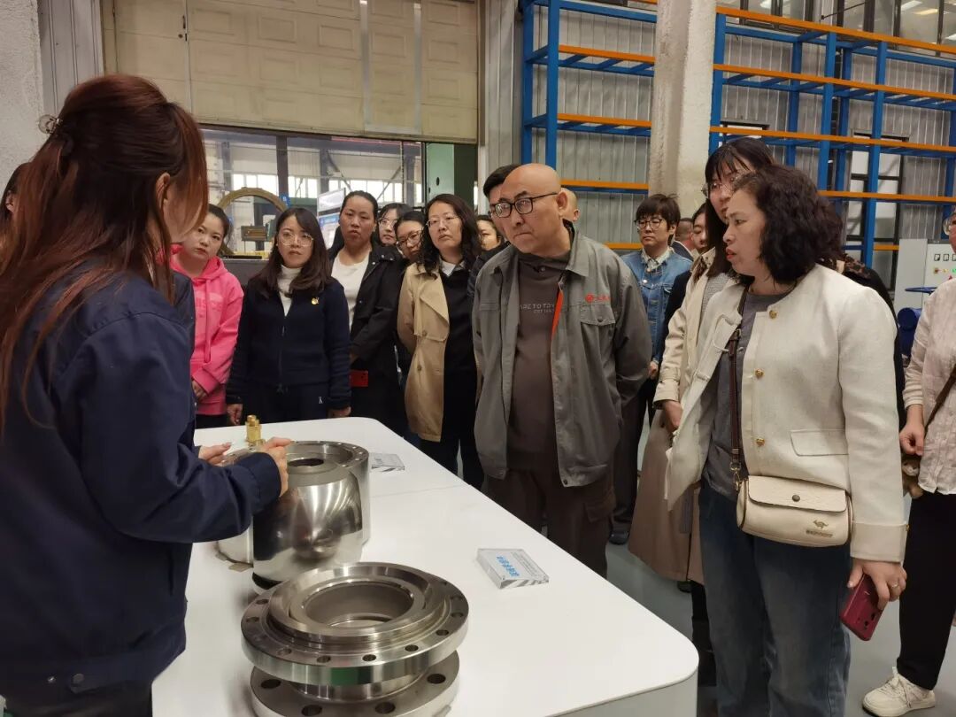 矿区总工会组织参观学习阳泉阀门股份有限公司