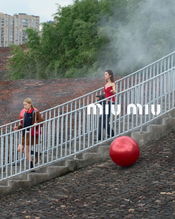 深度 | 难以复制的Miu Miu