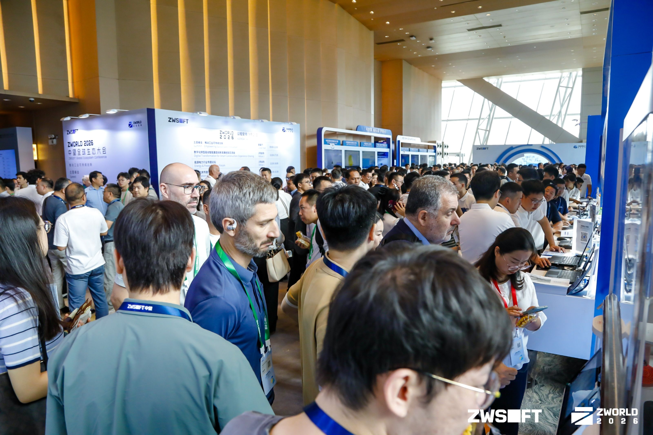中望软件总经理刘玉峰：没有工业级CAD，就没有工业级AI+CAD