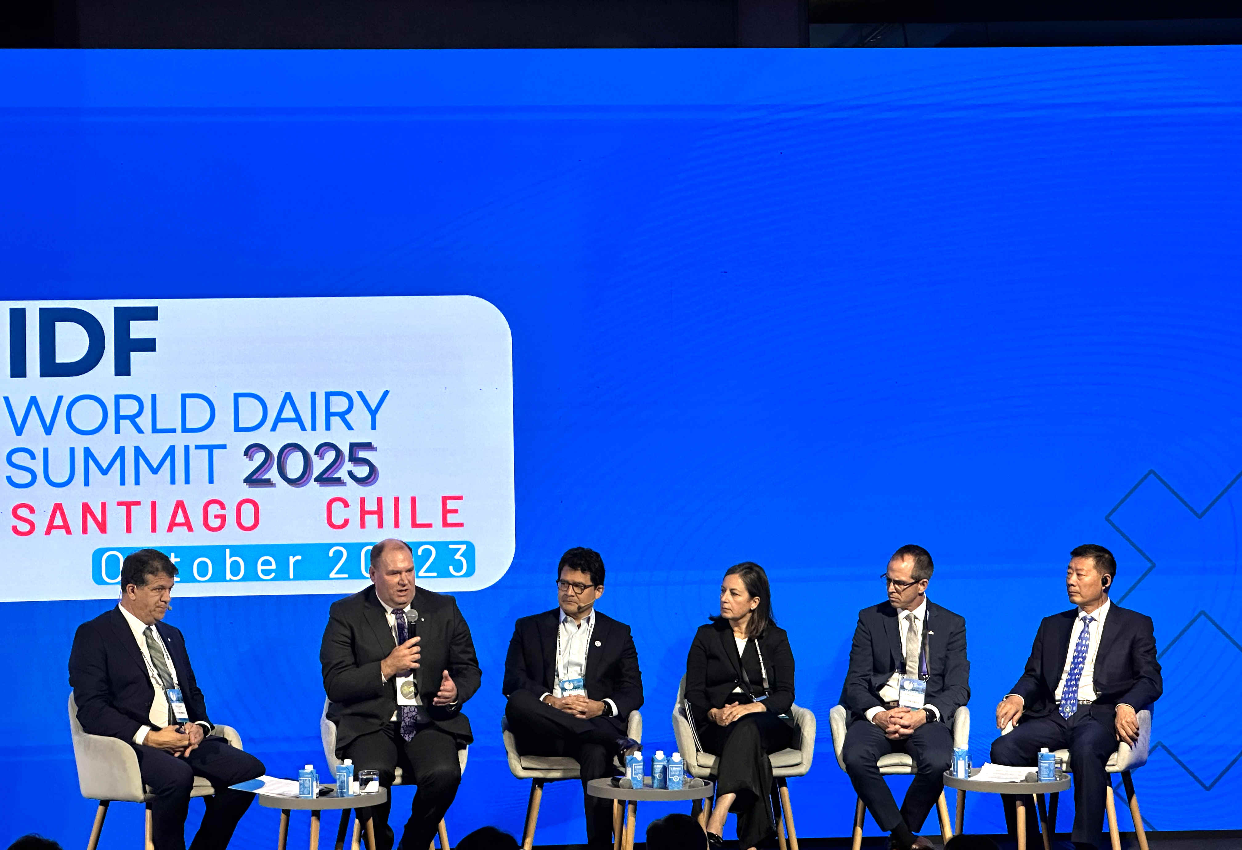 1761030307736520.jpg 4.jpg