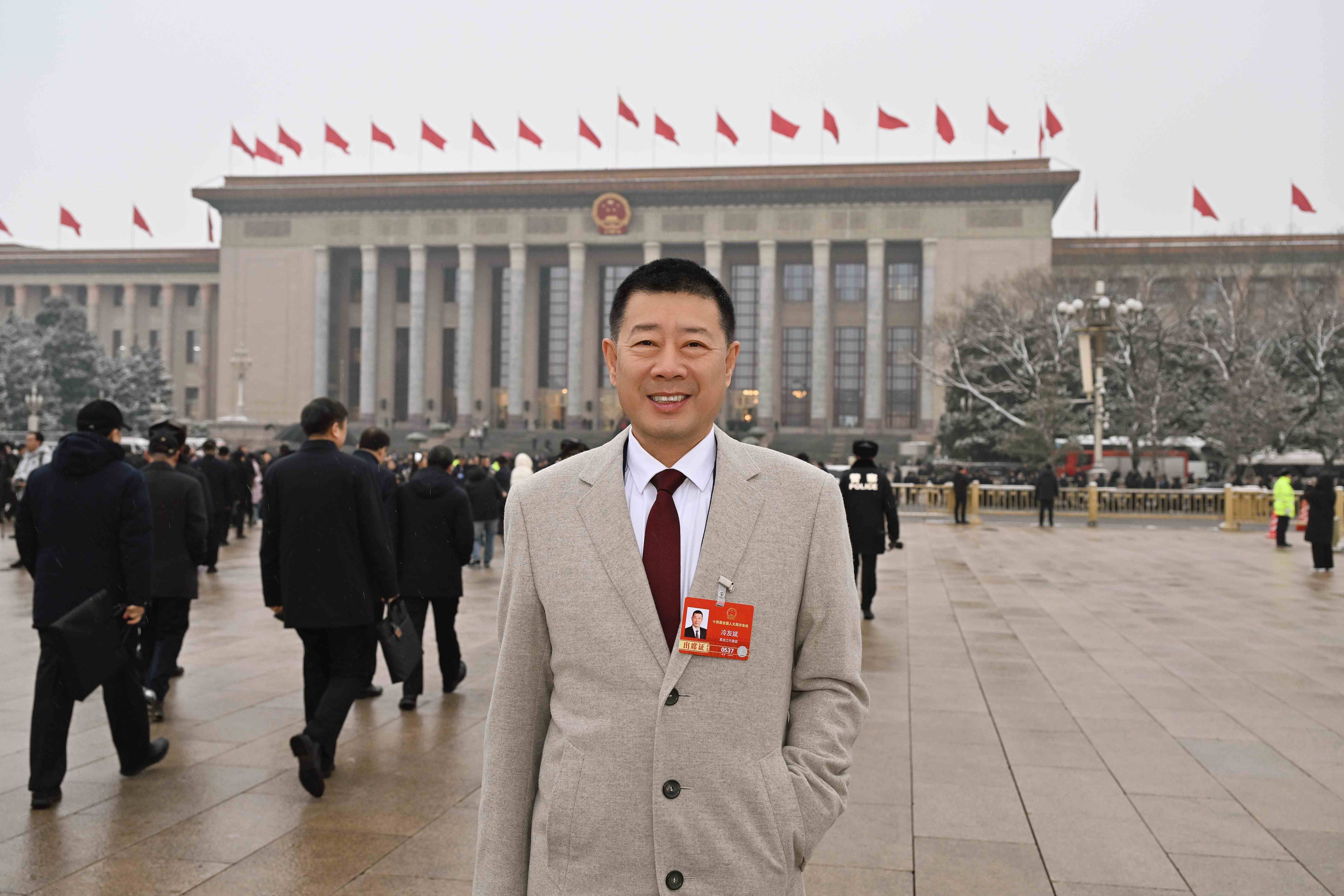 1772688640127358.jpg 1、全国人大代表、中国飞鹤董事长冷友斌(1).jpg