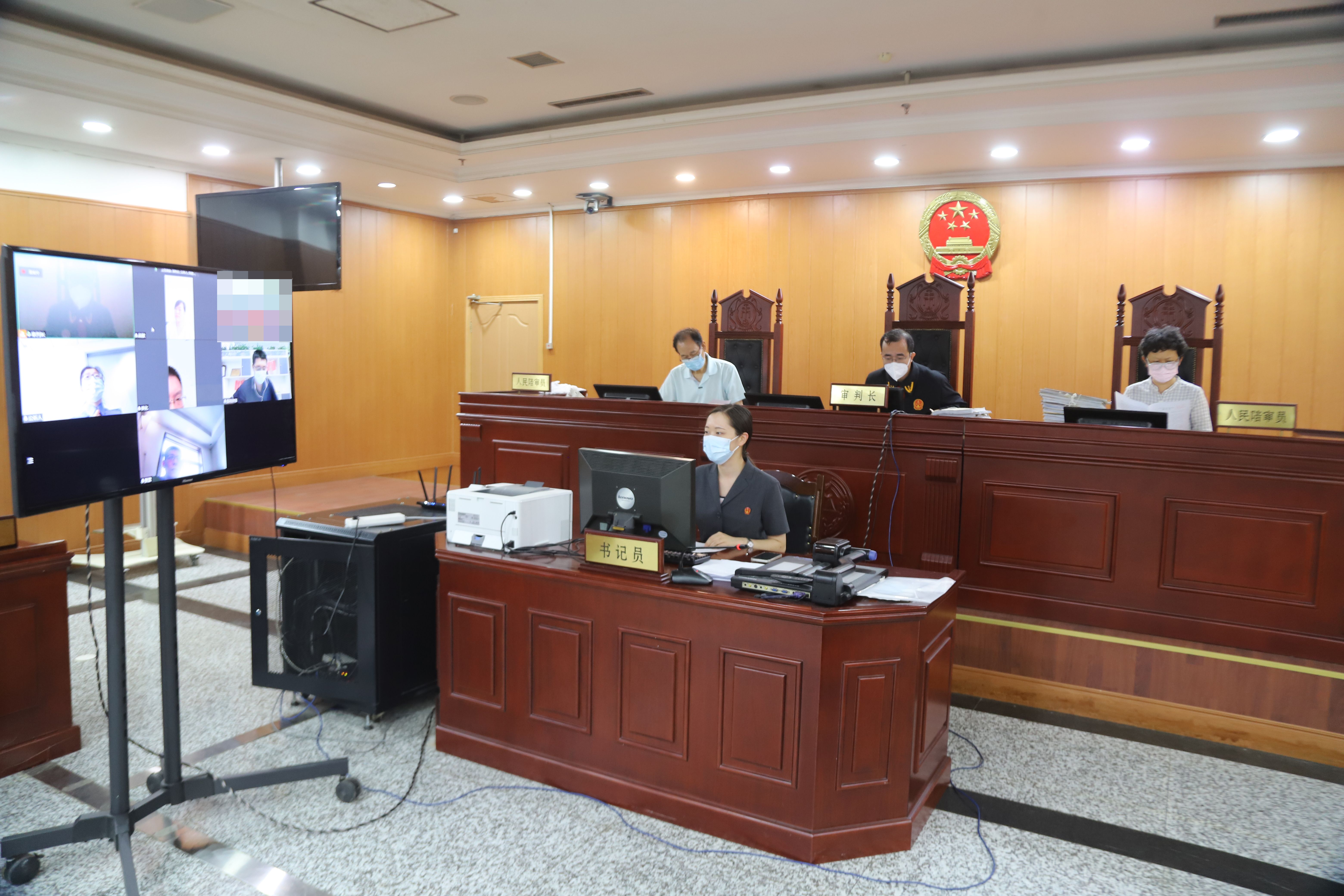 专骗单身,离异女性,缅北跨境"杀猪盘"诈骗团伙受审 - 财经头条 - 保险